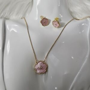 Pink Flower Pendant Necklace and Earring Set